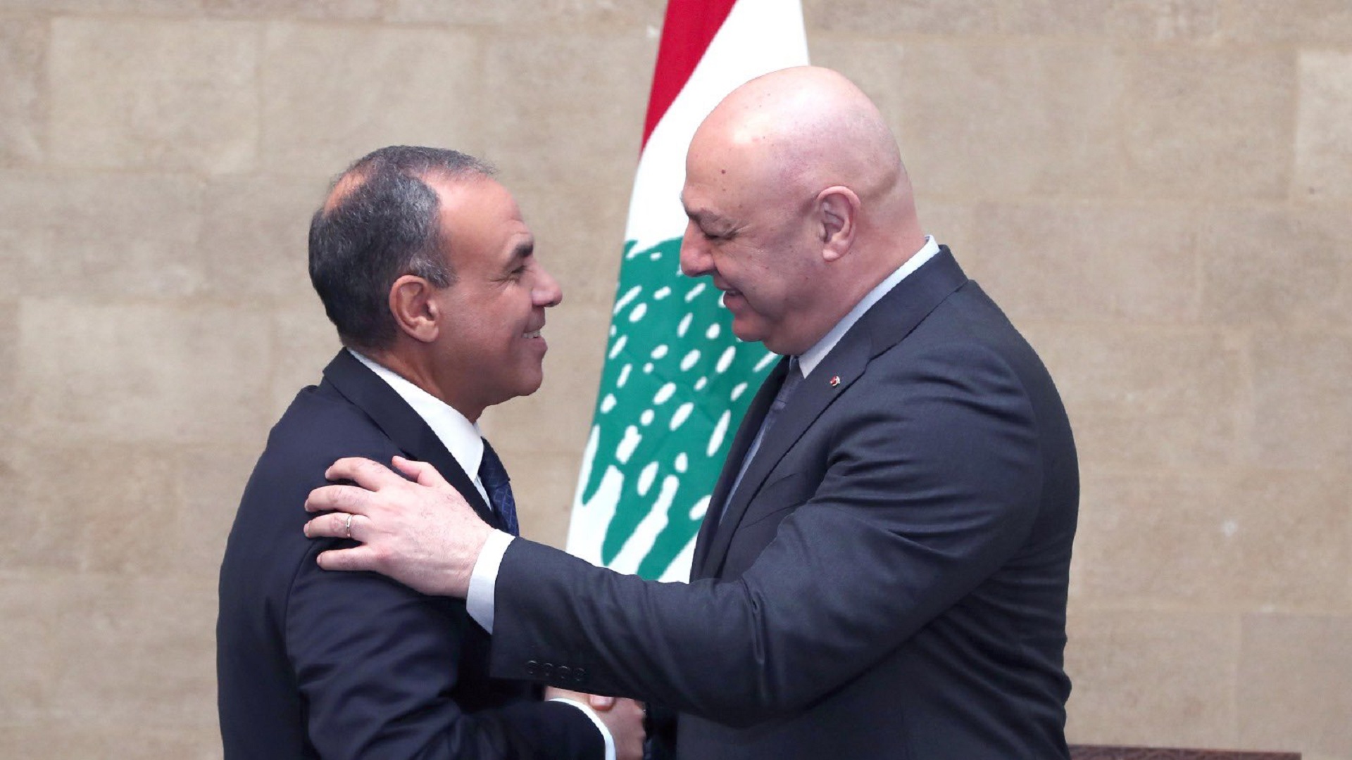 وزير الخارجية المصري من بعبدا: نتمسك بالمفاوضات ونؤكد تمتين الجيش اللبناني لوضع السلاح تحت سلطة الدولة